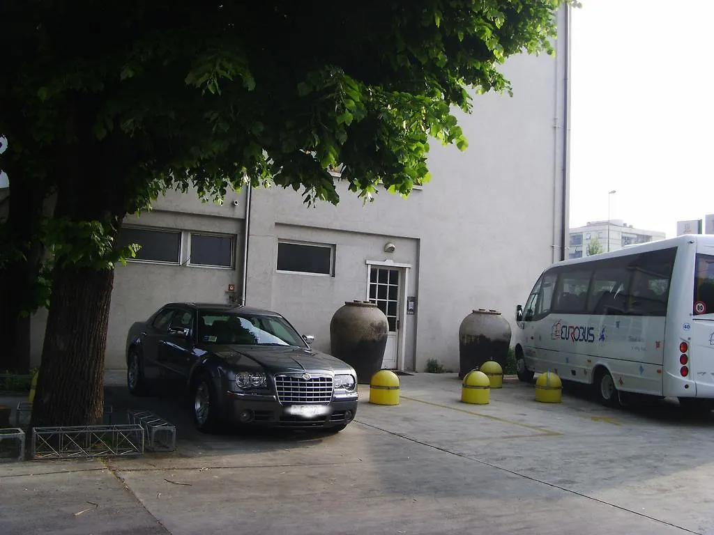 Hotel Post Bergamo 2*,
